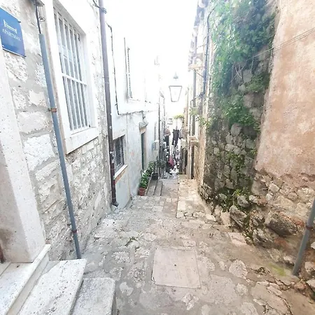 Old Town Dubrovnik: Ita Apartment Dubrovnik