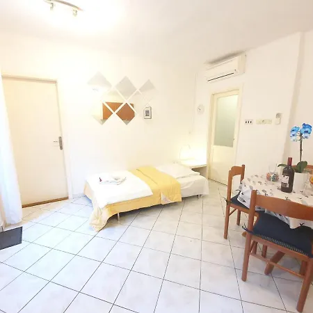 Old Town Dubrovnik: Ita * 杜布罗夫尼克